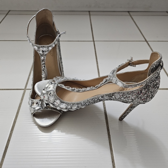 JEWEL by BADGLEY MISCHKA Conroy Stiletto Heels, Silver Embellished Sz 7.5 NWOT - Picture 8 of 13